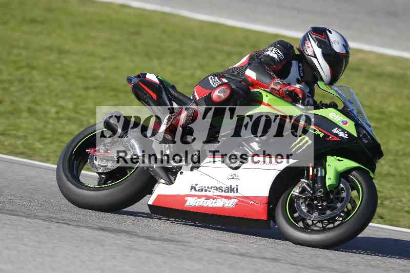 /02 28.-31.01.2025 Moto Center Thun Jerez/gruen-green/612